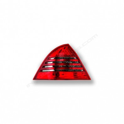 PILOTOS LED MERCEDES CLASE C (04-07)