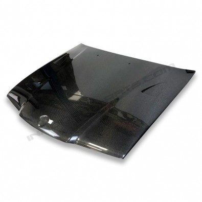 CAPÓ CARBONO BMW E36 (4 PUERTAS)